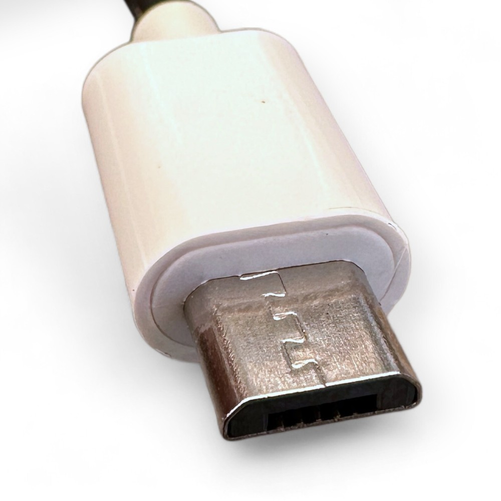 Weenect for Cats Charging Dock with micro-USB cable