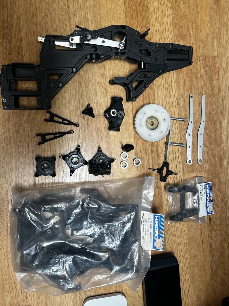 HIROBO FREYA 90 RC NITRO Helicopters Part