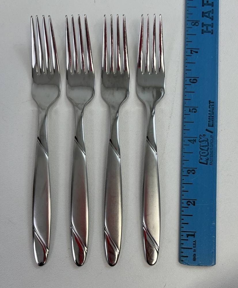 4 Dinner Forks Oneida RISOTTO 18/10 Stainless Frosted Handle