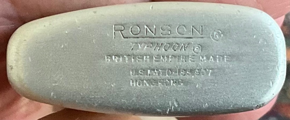 Vintage Ronson Typhoon Lighter / Working
