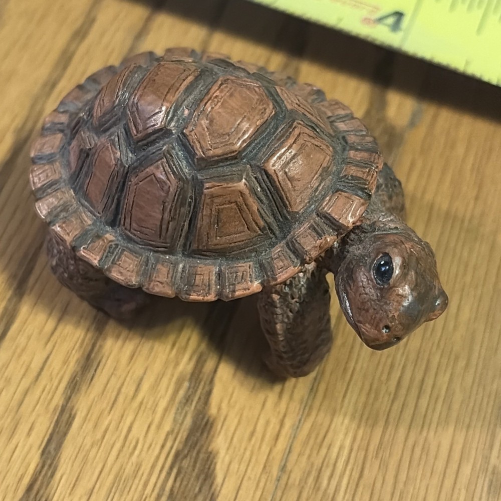 Small 3” Resin Turtle Unbranded