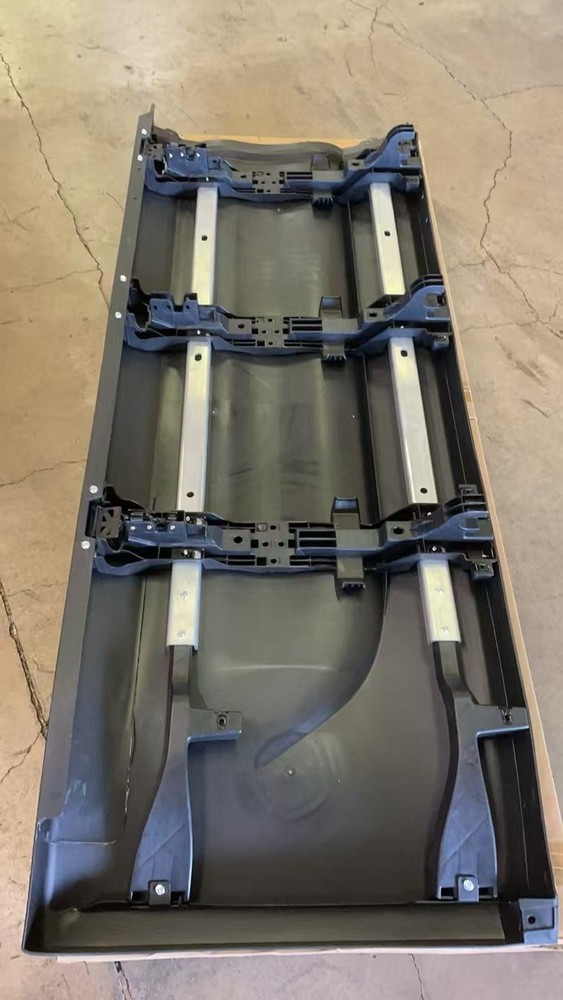 Rear Side Panel with Bracket Left Driver Side For Peterbilt 579 2023+