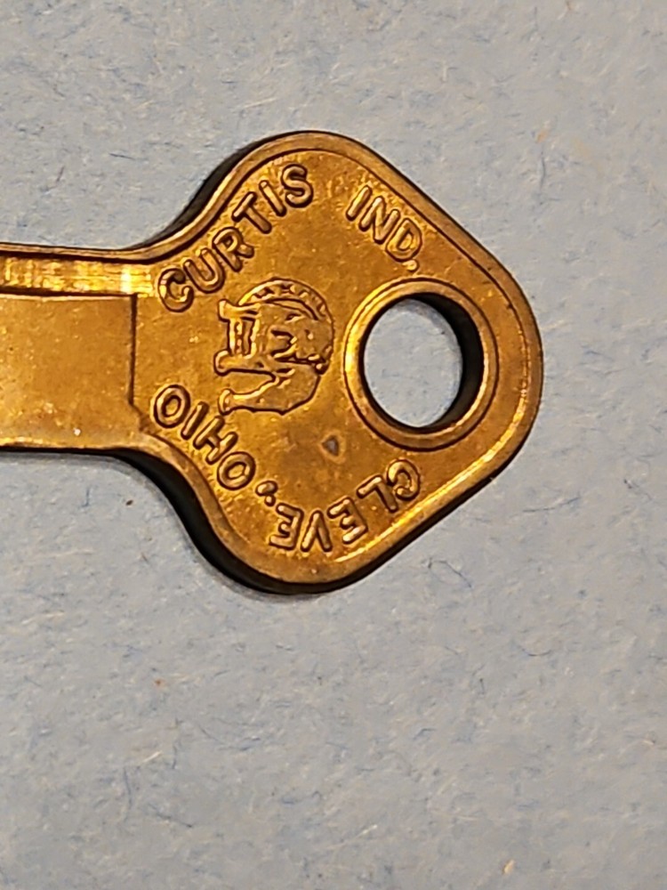 NORS Curtis Y130 Brass Blank Key (1)