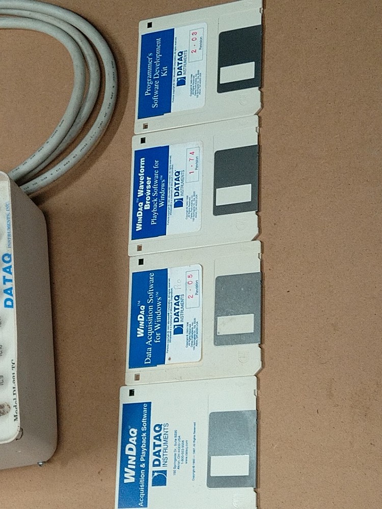 DATAQ INSTRUMENTS MODEL DI-221 TC DATA ACQUISITION SYSTEM INTERFACE WINDAQ