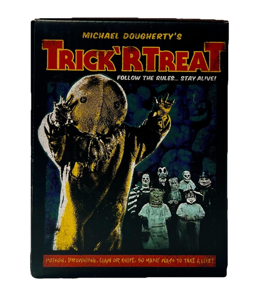 Trick 'r Treat Mini Snow Globe
