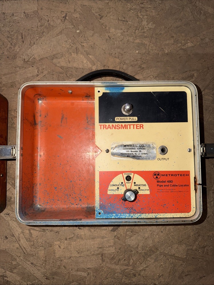 Metrotech 480 Pipe And Cable Locator Set, With Box (Missing Cables)