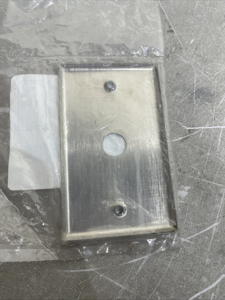 Edwards Signaling 147-1 Push Button Mounting Plate Silver