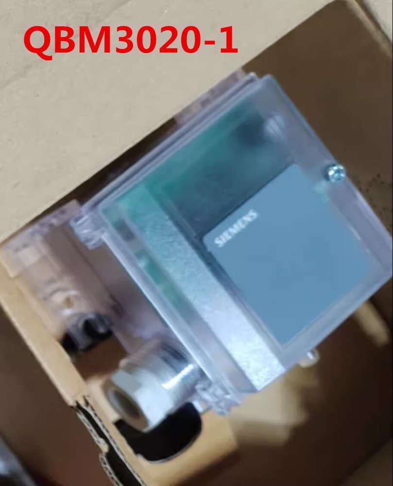 1pcs New SIEMENS Pressure Difference Sensor QBM3020-1 0~10V
