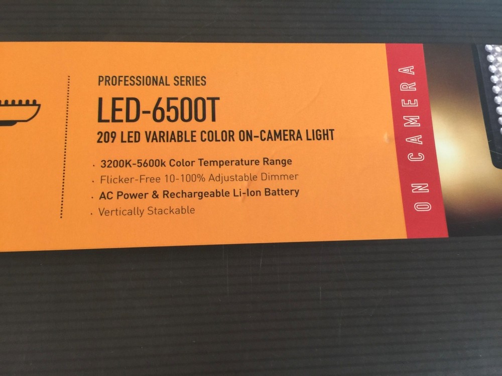 Camera Light Genaray LED-6200T 209 LED Variable-Color On-New