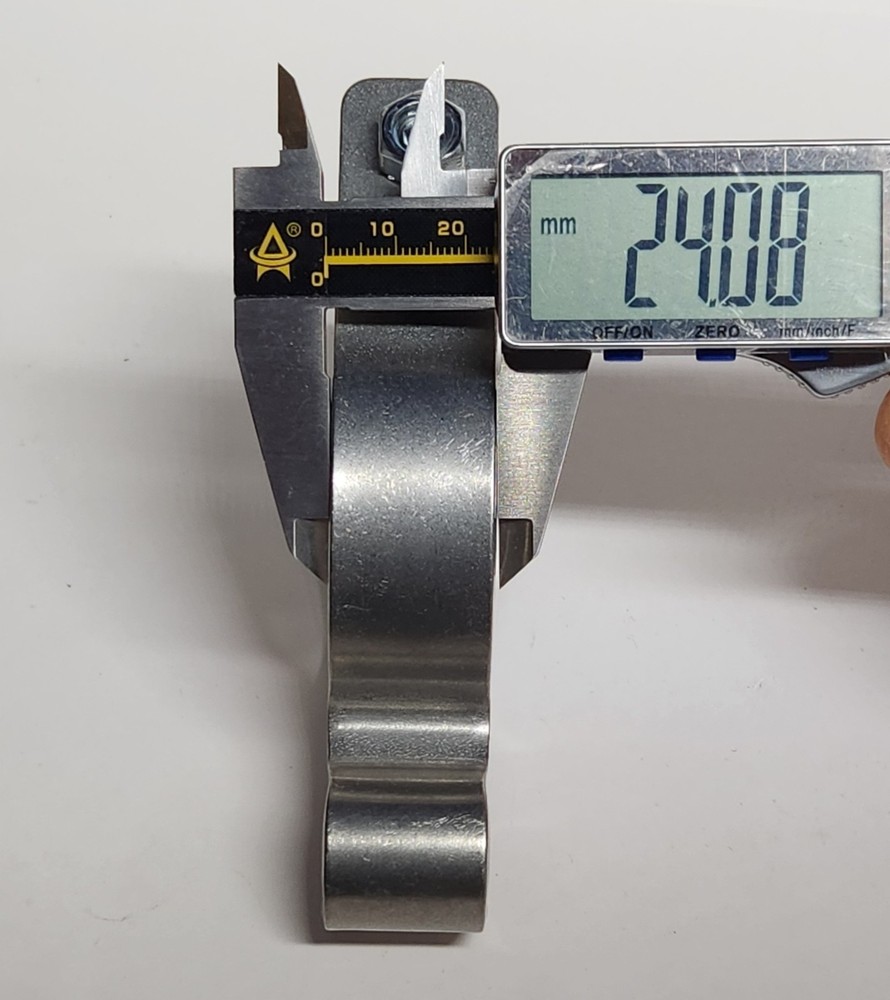 2 Pcs Chain Link Fence Gate Post Hinge for Outside Diameter Post/Pipe Pressed