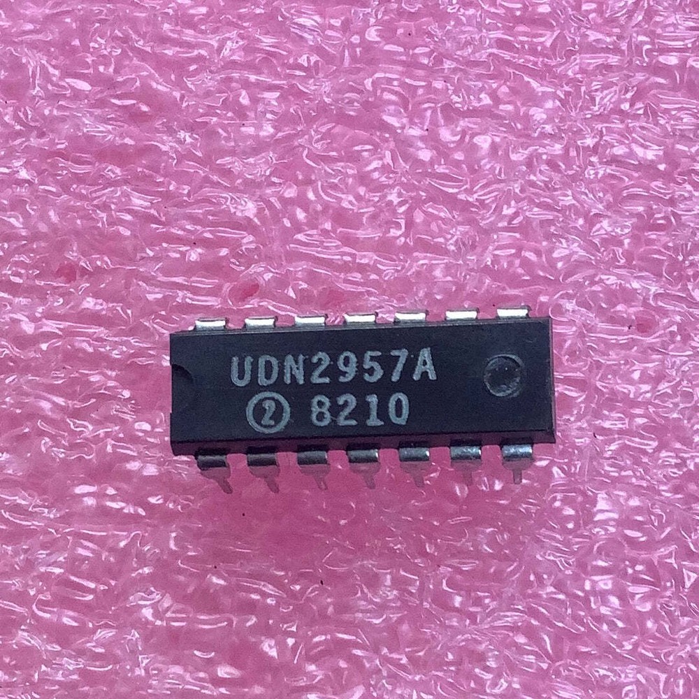 UDN2957A - - High Voltage, High Current Source Driver