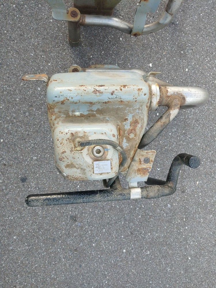 FORD CROWN VICTORIA FIRE SUPRESSION SYSTEM MAIN TANKS