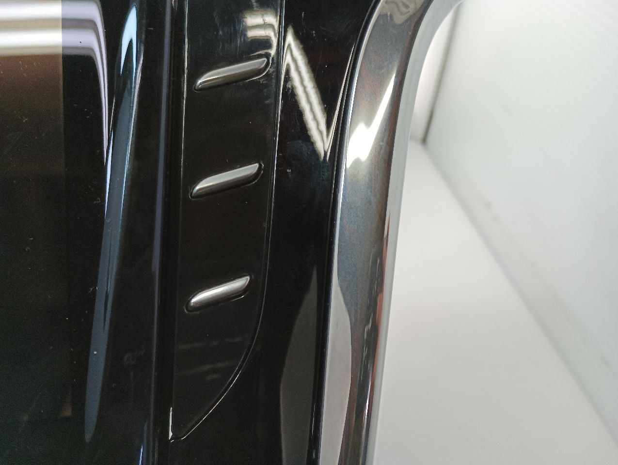 Info-GPS-TV Screen Display & Control Panel from 2017 Cadillac Escalade 12266262