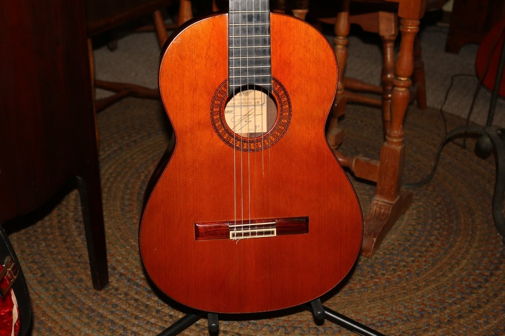 Vintage Ramirez 1A classical guitar 1973