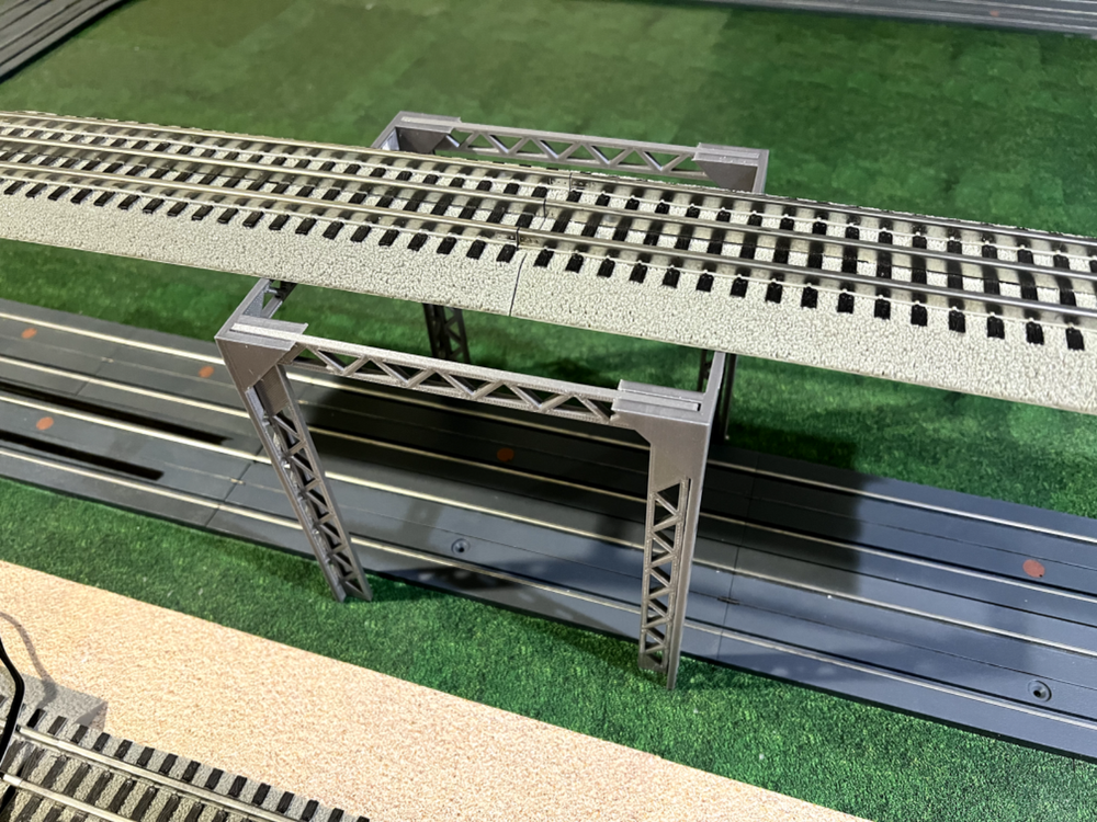 O Scale Four Sided Wide Trestle Platform for Elevated Train or Subway