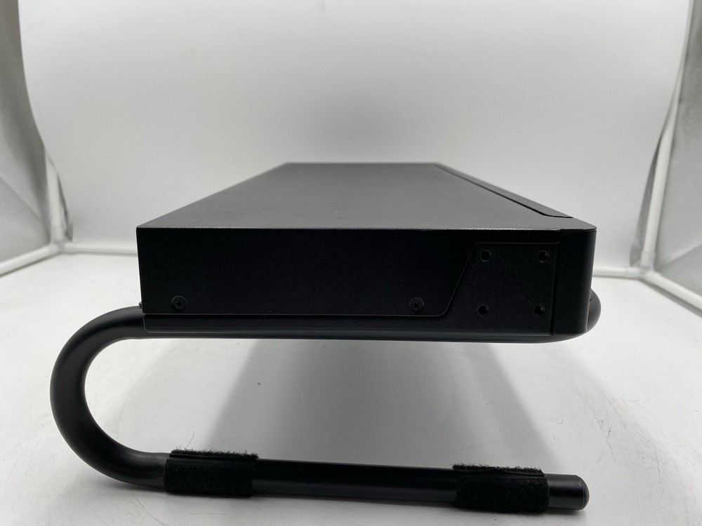 StarTech.com SV831DUSBU 8-Ports External KVM switch USB
