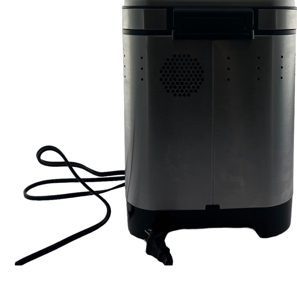 Cuisinart CBK-100 Compact Automatic Bread Maker Silver