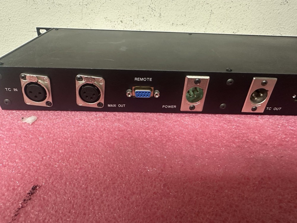 Denecke Cine Sync Decode EC-2RM Rack Mount Counter