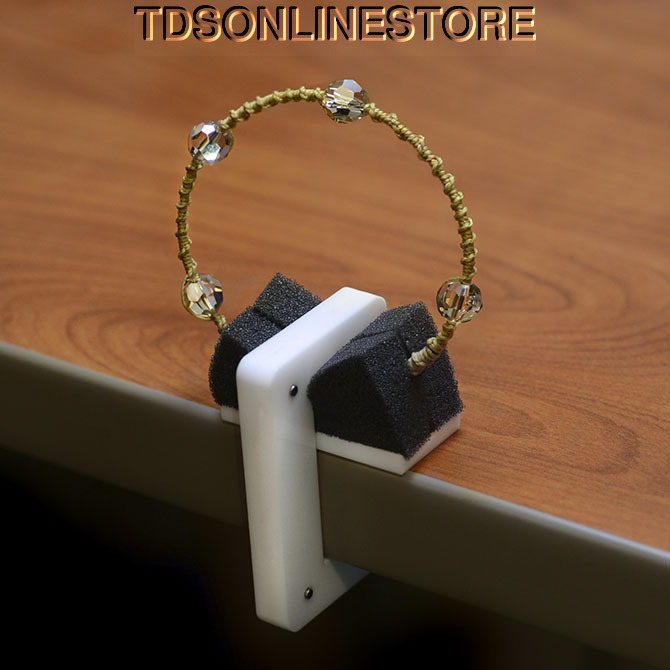 Bracelet Knotter Tool by Katie Hacker