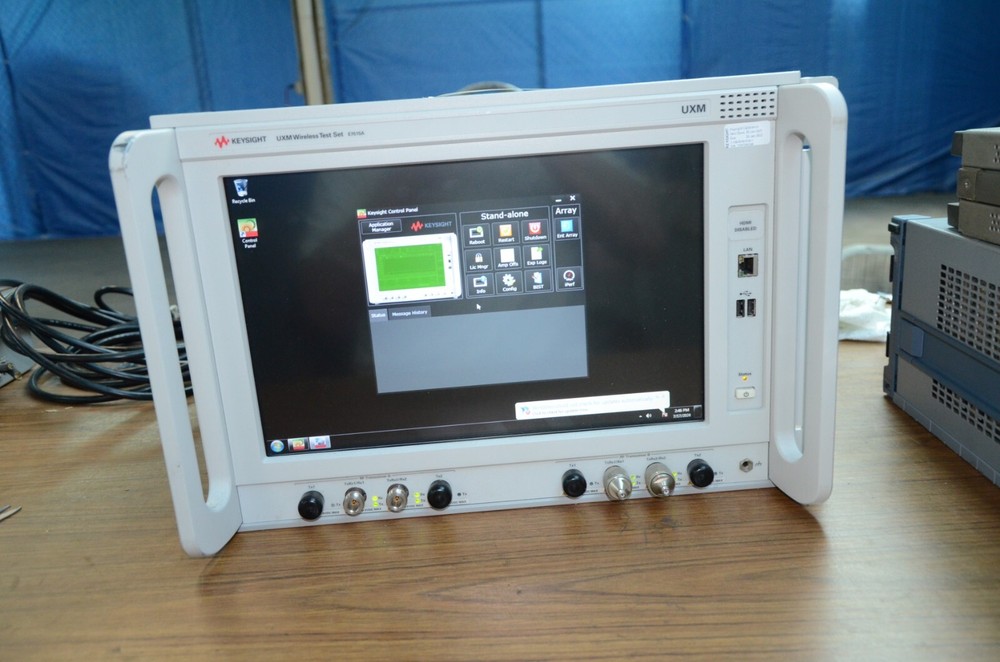 Agilent Keysight E7515A 4G UXM Wireless Communications Test Set