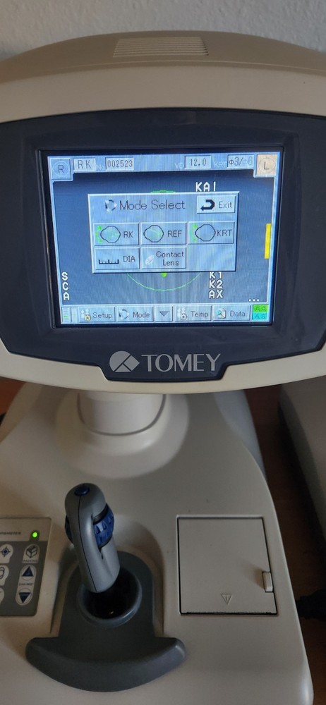 Tomey RC-5000 Auto Refractor/ Keratometer Auto Shot And Auto Alignment