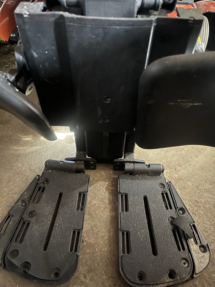 Quantum Elevating Legrest Footrest Actuators RIG131138 TB3 Edge 3 Q6 Assembly