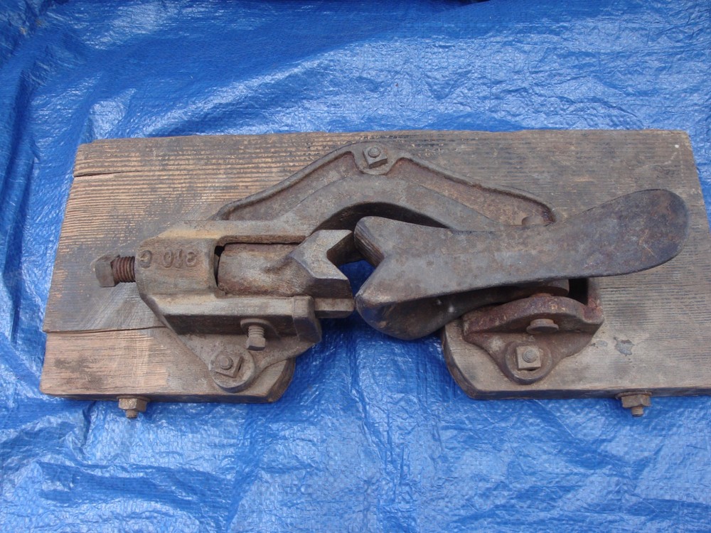 Vintage Well Pipe Puller