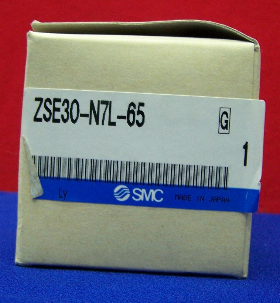 SMC ZSE30-N7L-65 VACUUM SWITCH HIGH PRECISION