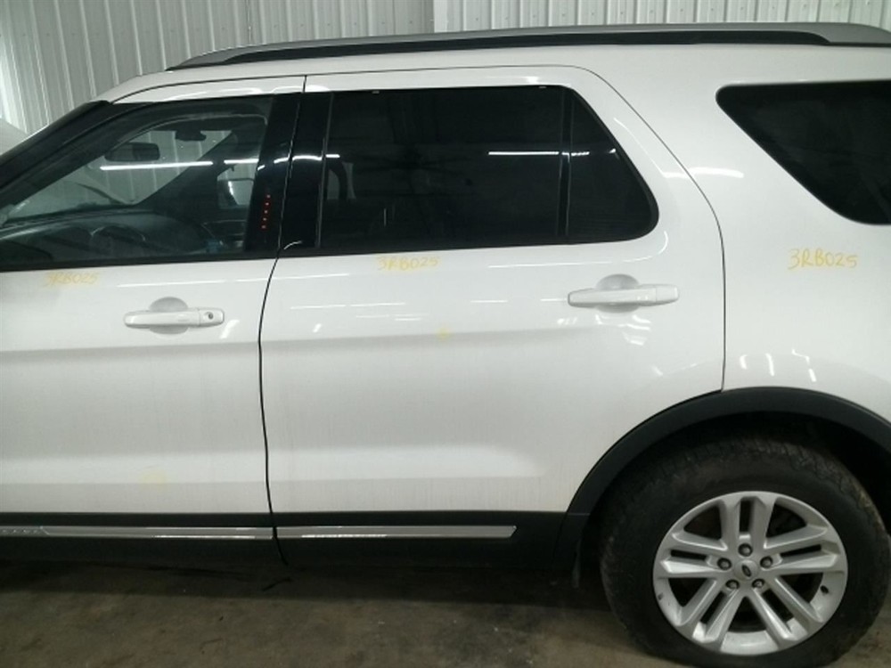 EXPLORER 2017 Keys/Latches/Locks 104805565