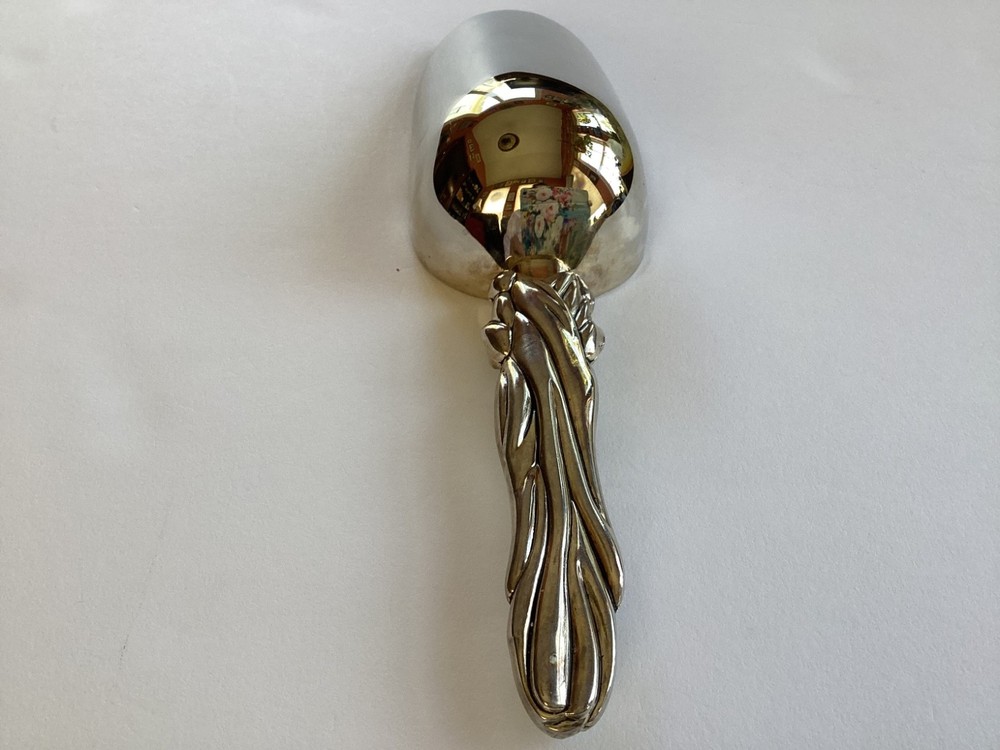 Ice Scoop Bow Handle Silver 8 1/2"