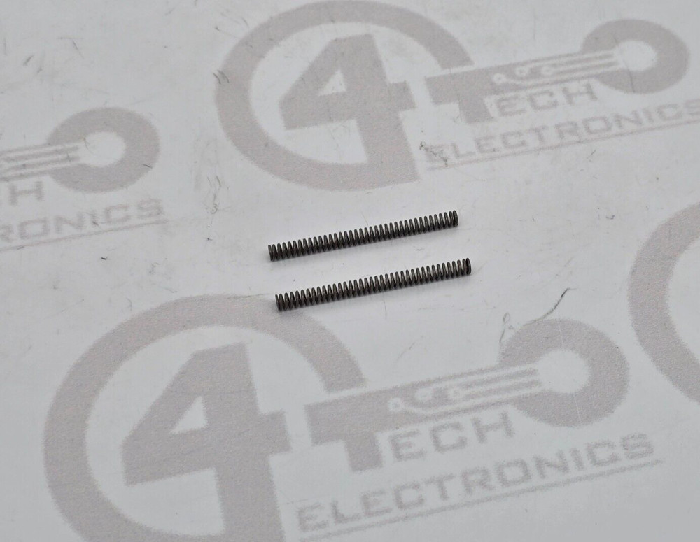 Universal Instruments Compression Spring 31038001 Pack of 2