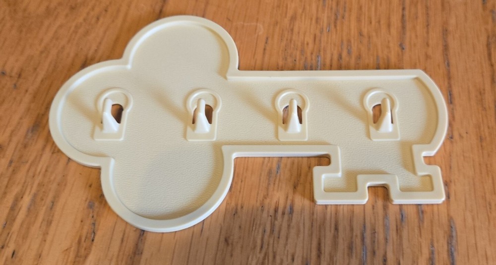 Tupperware Party Gadget Key Hook Rack Wall Hanger 1453-2