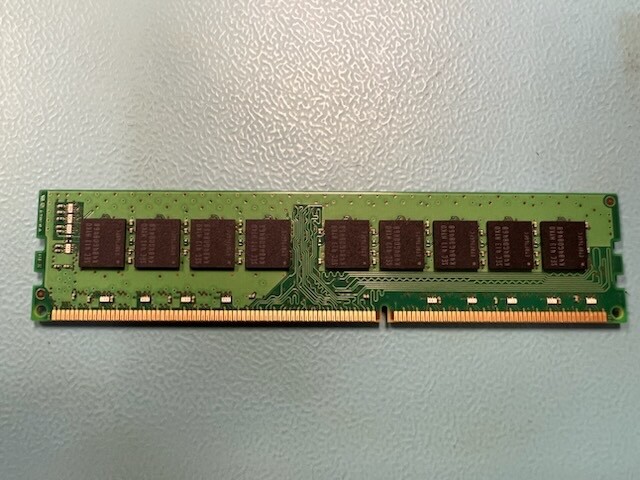 HP 669239-081 8GB PC3 2Rx8 Server Memory RAM