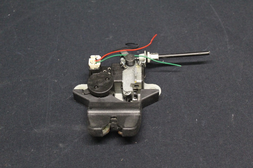 2011 - 2016 KIA OPTIMA TRUNK LOCK LATCH OEM