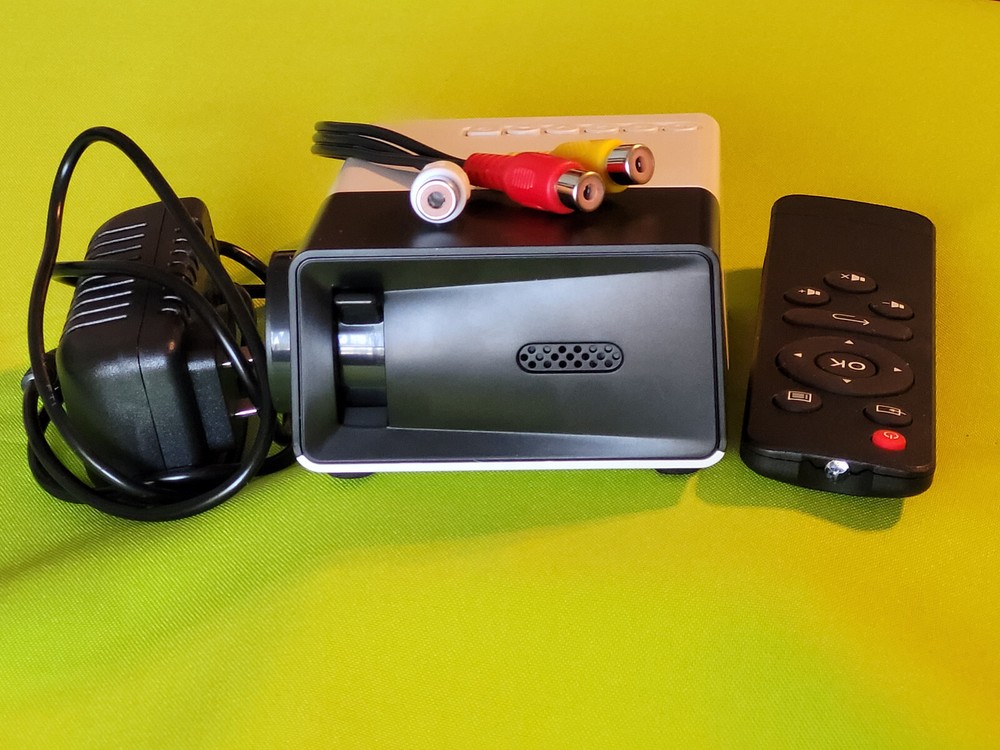 LED Projector M100 The Most-Efficient High Resolution Tested & Working. AS IS