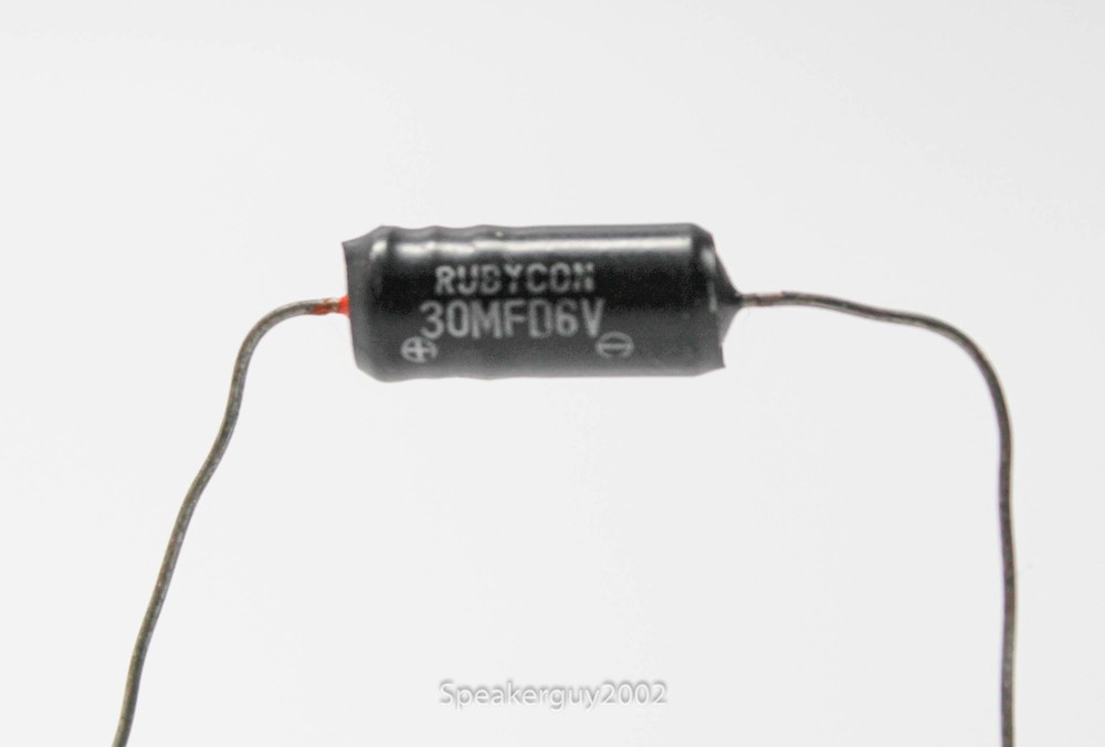 11 Pieces / Rubycon Polarized Axial Capacitors / 30 uf 6 VDC -- C1