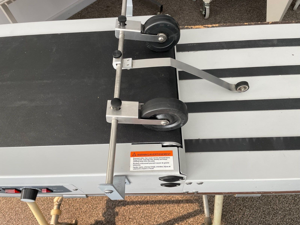Pitney Bowes Table Top Collection Conveyor