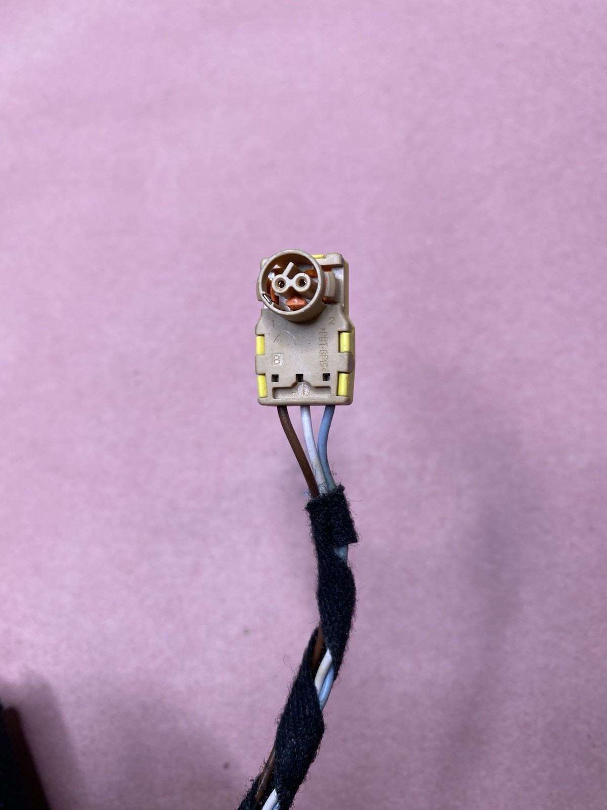 VW Audi Porsche Wiring Harness Plug SRS Connector Yellow Brown OEM 3C8972563A