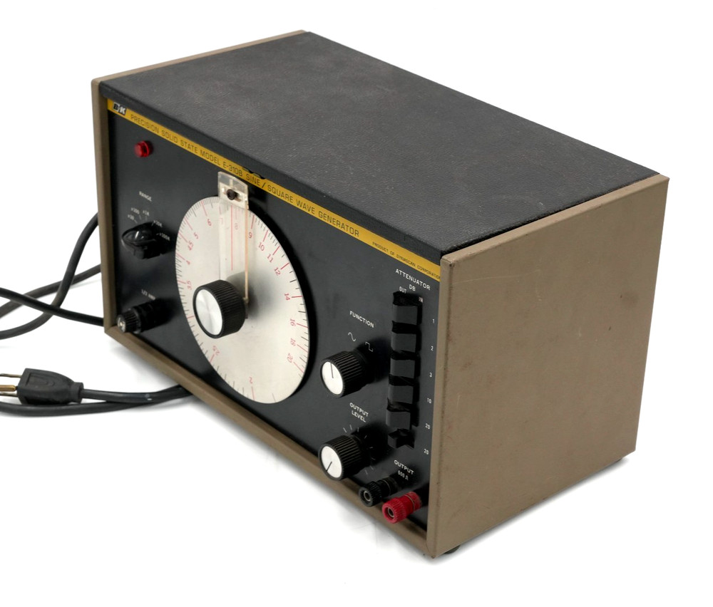 B&K E-310B Precision Audio Wave Generator - Parts / Not fully working