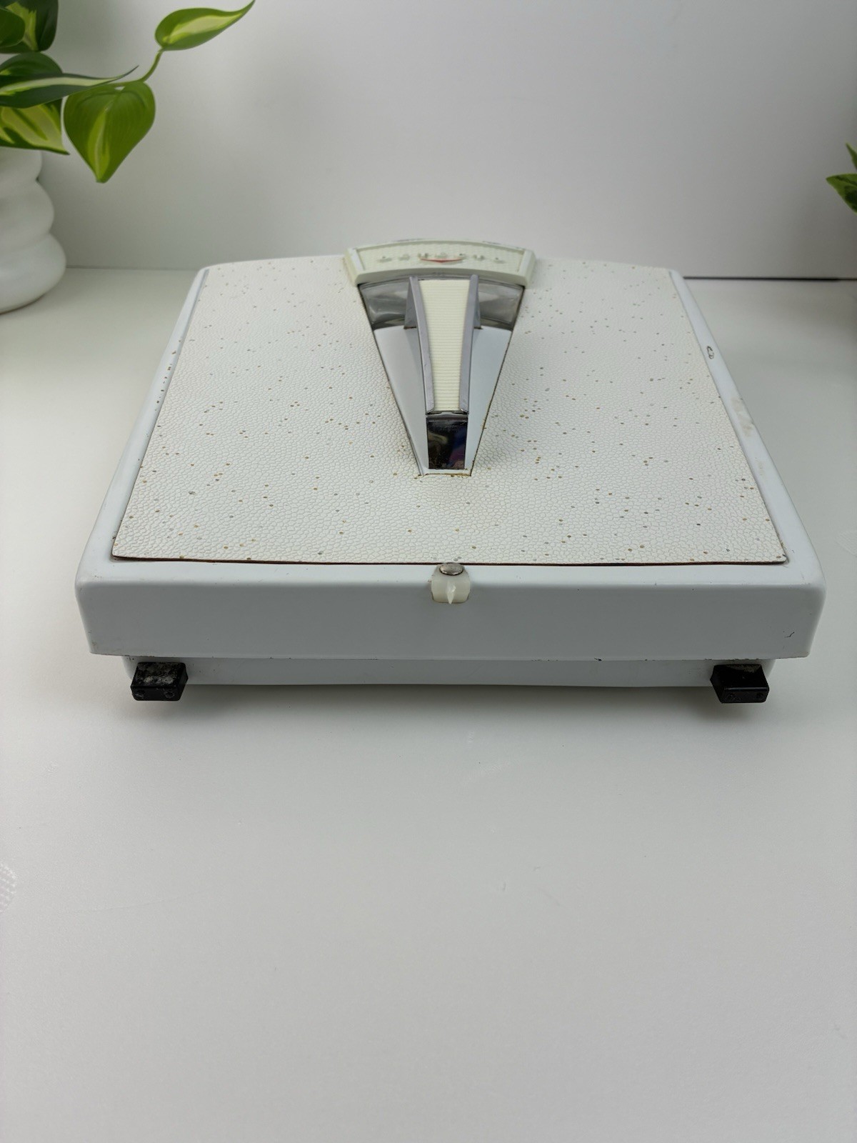 Art Deco Detecto Bathroom Scale White Gold Speckles Vintage Weight Scale