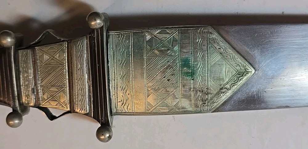 Antique Tuareg Dagger
