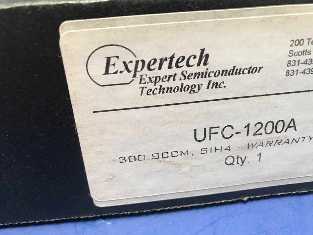 Unit UFC-1200A Mass Flow Controller, SIH4, 300 SCCM, Used