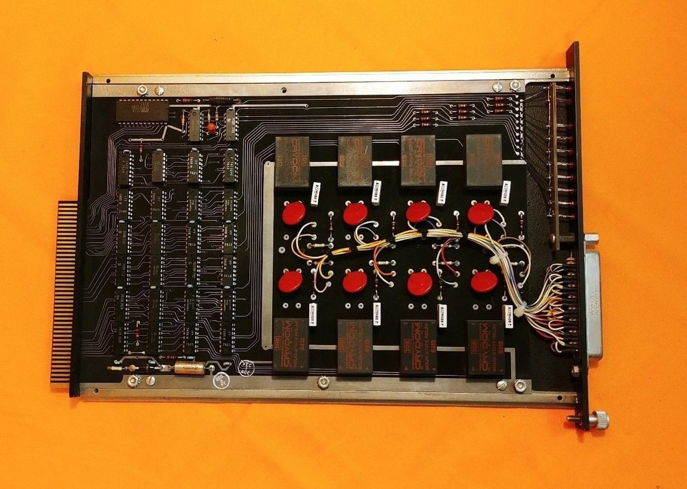 Standard Engineering Corp 8 Channel SS Relay SSR-8 Module