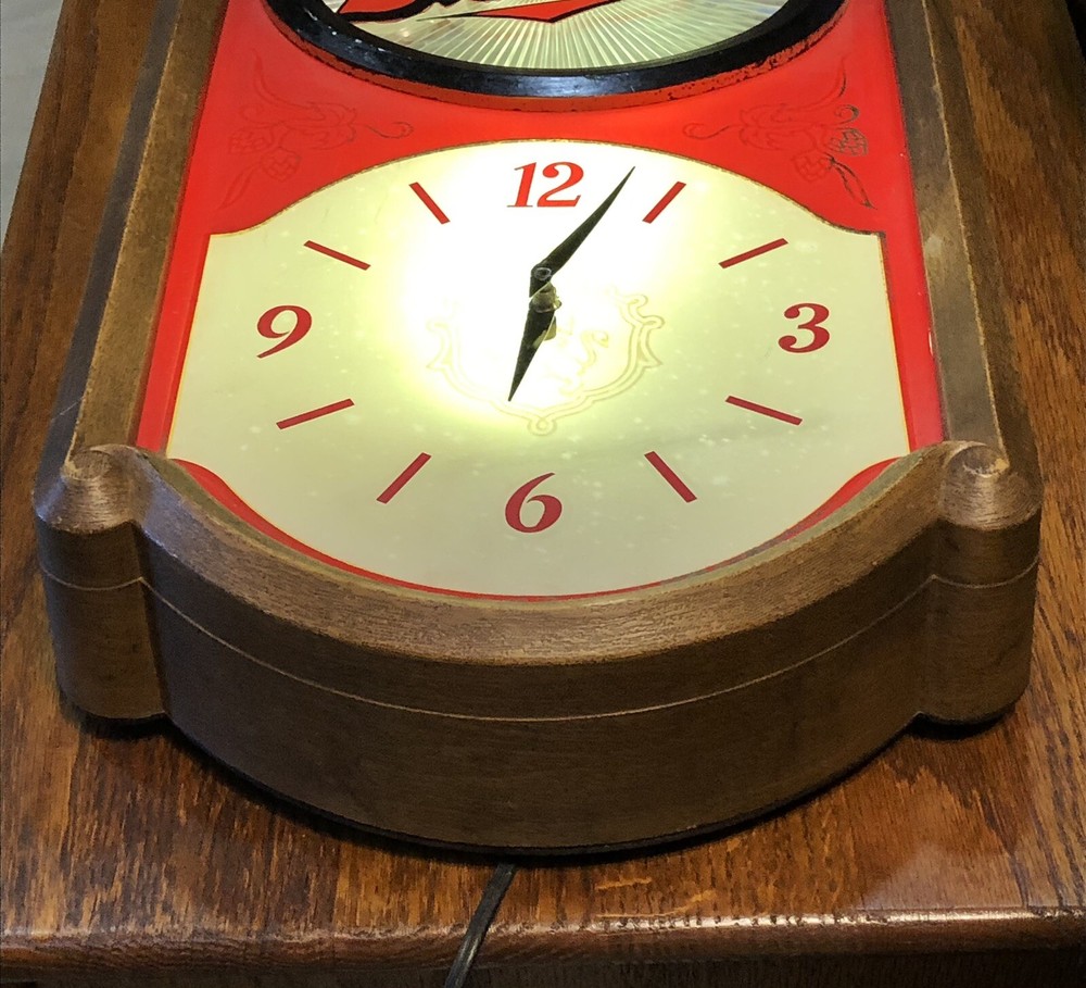 Vintage Stroh’s Lighted Clock Beer Sign (See Description)