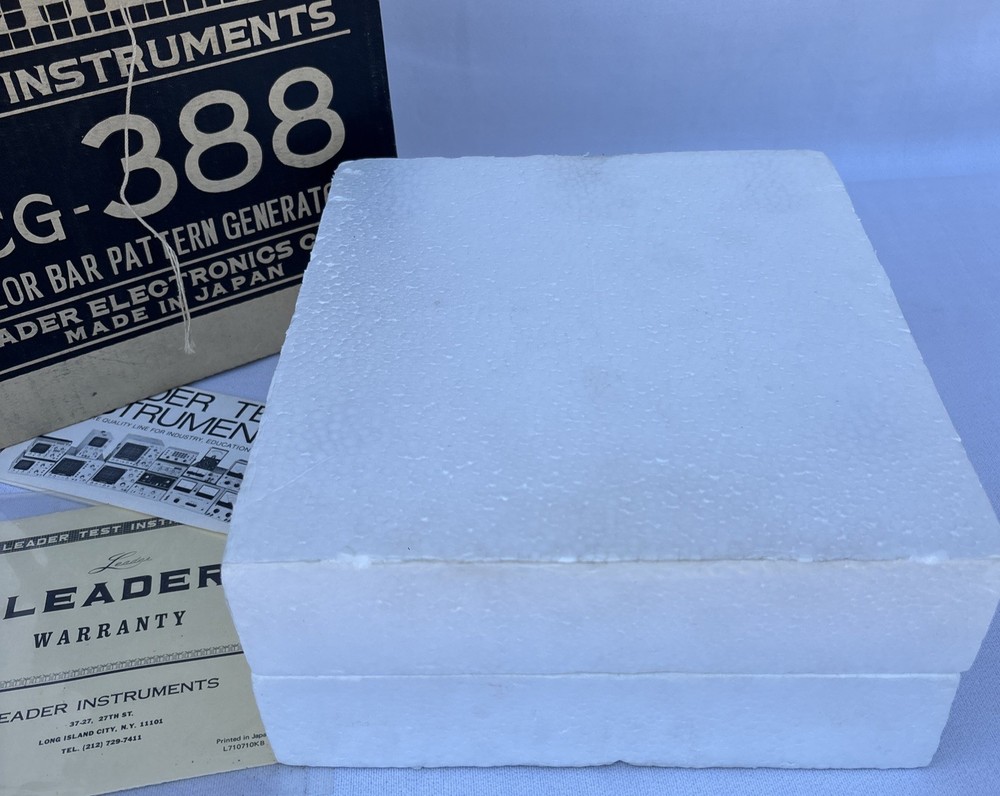 VTG Leader Electronics LCG-388 Color Bar Pattern Generator Test Instruments NOS