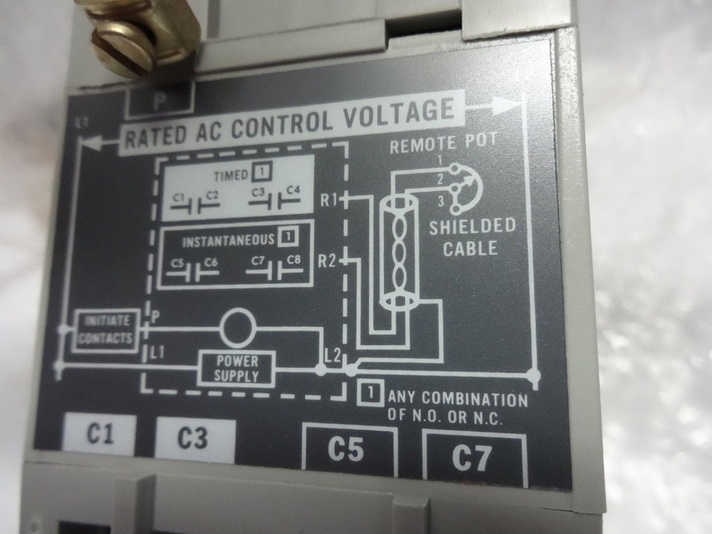 Allen Bradley 700-RTAR00V000A1 700RTAR00V000A1 RTAR Solid State Timer New