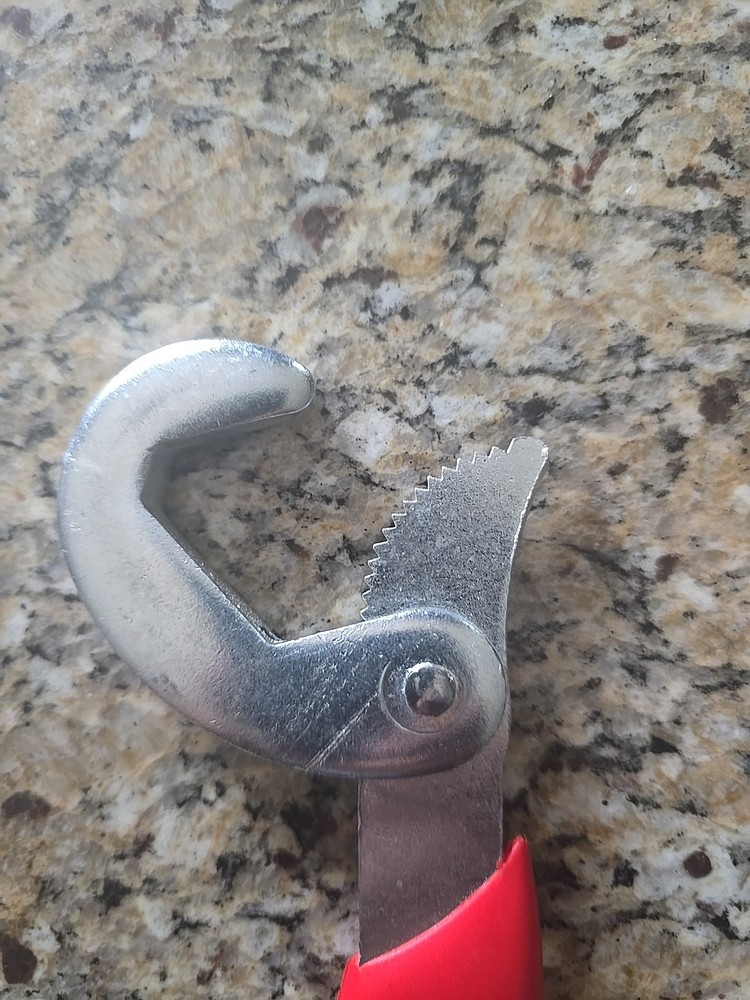 Large Self Adjusting Wrench