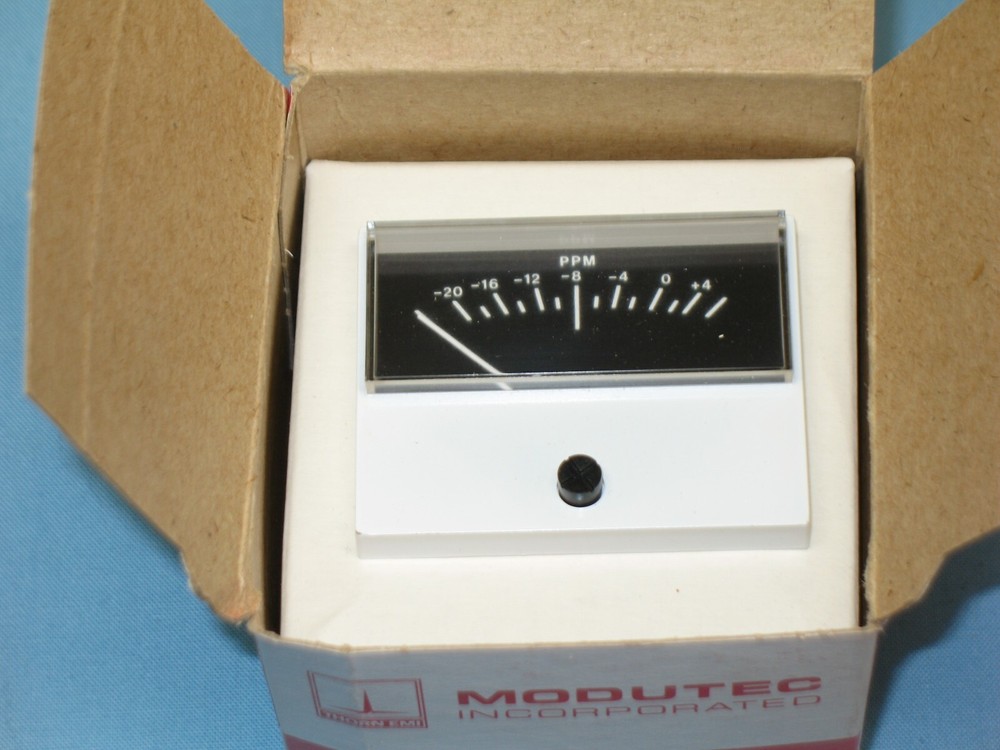 MODUTEC ~ MODEL # 00811151B ~ ANALOG PANEL METER ~ NOS