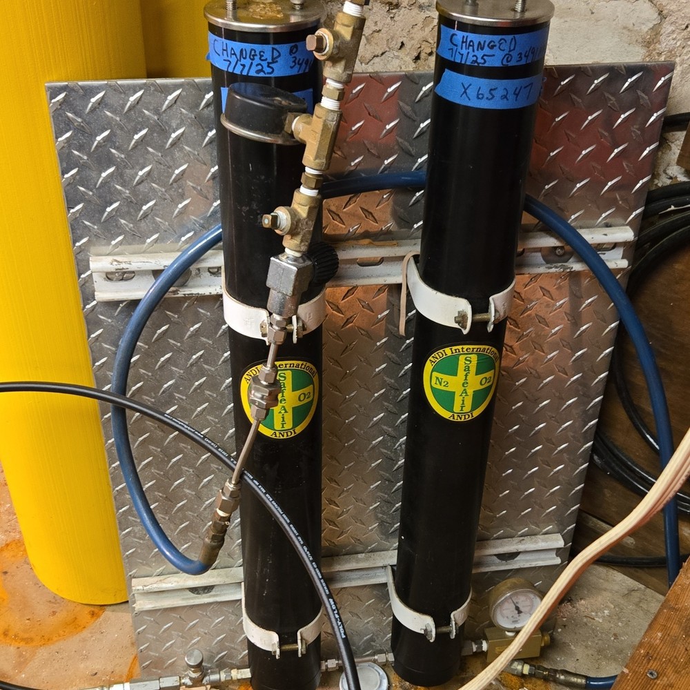 Dual compressor breathing air purification system