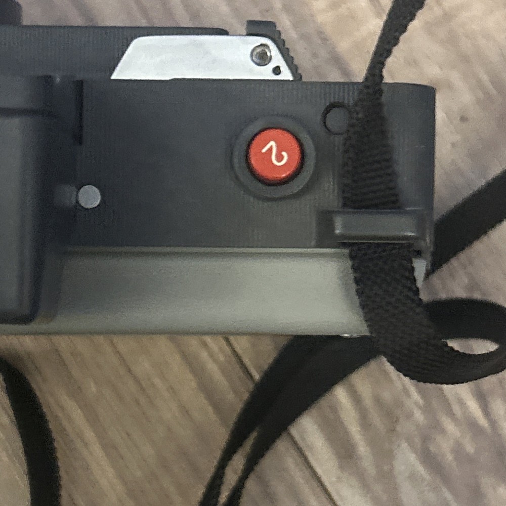 Vintage POLAROID automatic 210 Land Camera